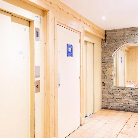 Vanoise - Val Thorens: Entierement Renove Aux Pieds Des Pistes Mae-8924 Apartment *